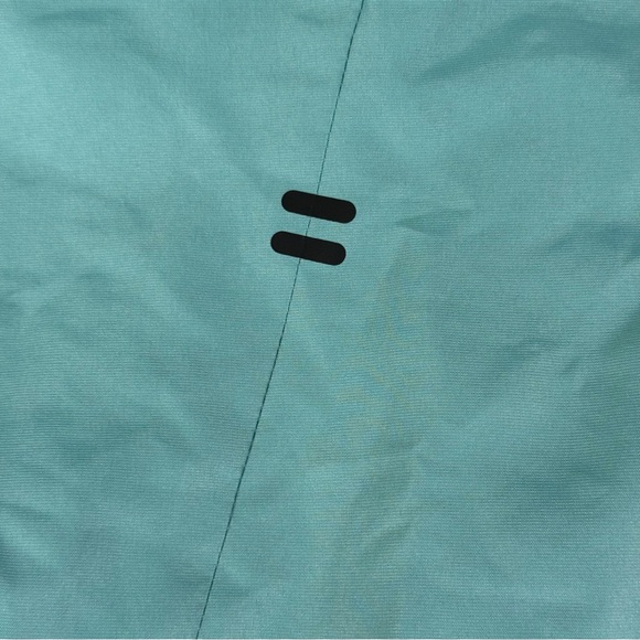 Champion Women's Hooded
Windbreaker Teal Jacket Full Zip
Size X-Small EUC - Picture 10 of 14